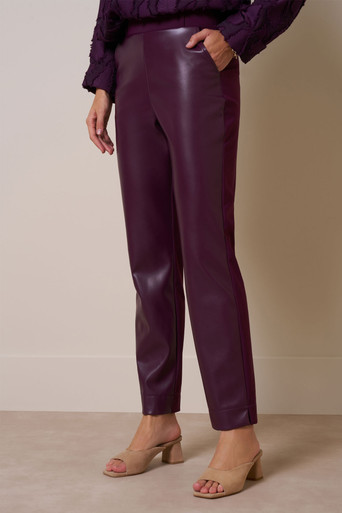 Anne faux leather trousers – blackberry