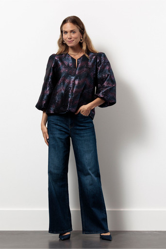 Eliza wave jacquard top – dark blue/ vintage berry